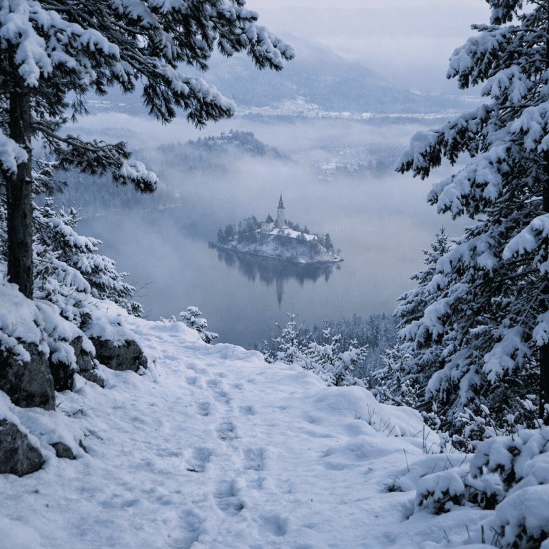 Lake Bled in Winter: What to Expect & Best Things to Do (Local Guide) Lake Bled in Winter: What to Expect & Best Things to Do (Local Guide) — photo 2, tanya.guide