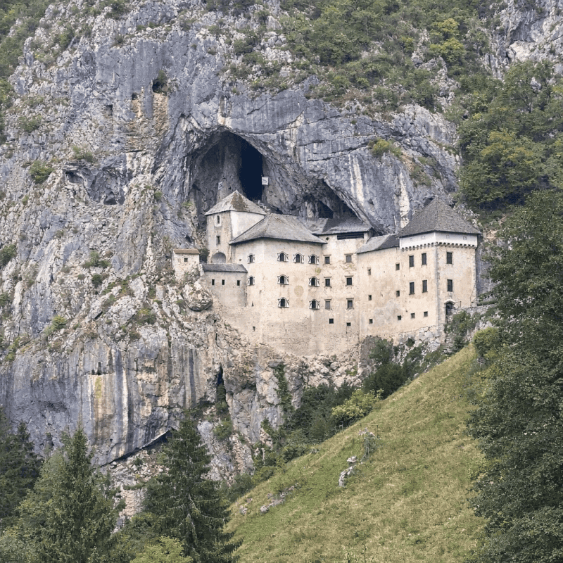 Bled Castle vs Predjama Castle: Which Is Worth Your Time? Bled Castle vs Predjama Castle: Which Is Worth Your Time? — photo 2, tanya.guide